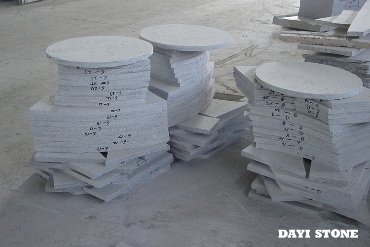 Paving Light Grey Granite G603 Top flamed others sawn 200x200x3cm - Dayi Stone Paving Light Grey Granite G603 Top flamed others sawn 200x200x3cm - Dayi Stone